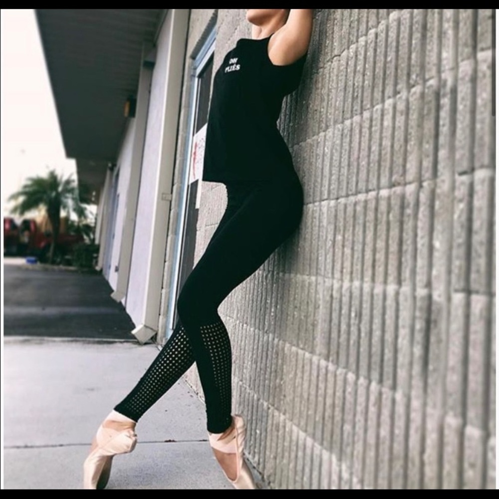 Five dancewear walk this way leggings!!